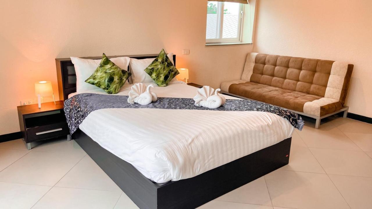 Hidden Palm Pool Villas Pattaya Ngoại thất bức ảnh